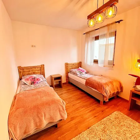 U Petuski Z Jacuzzi Apartmán *